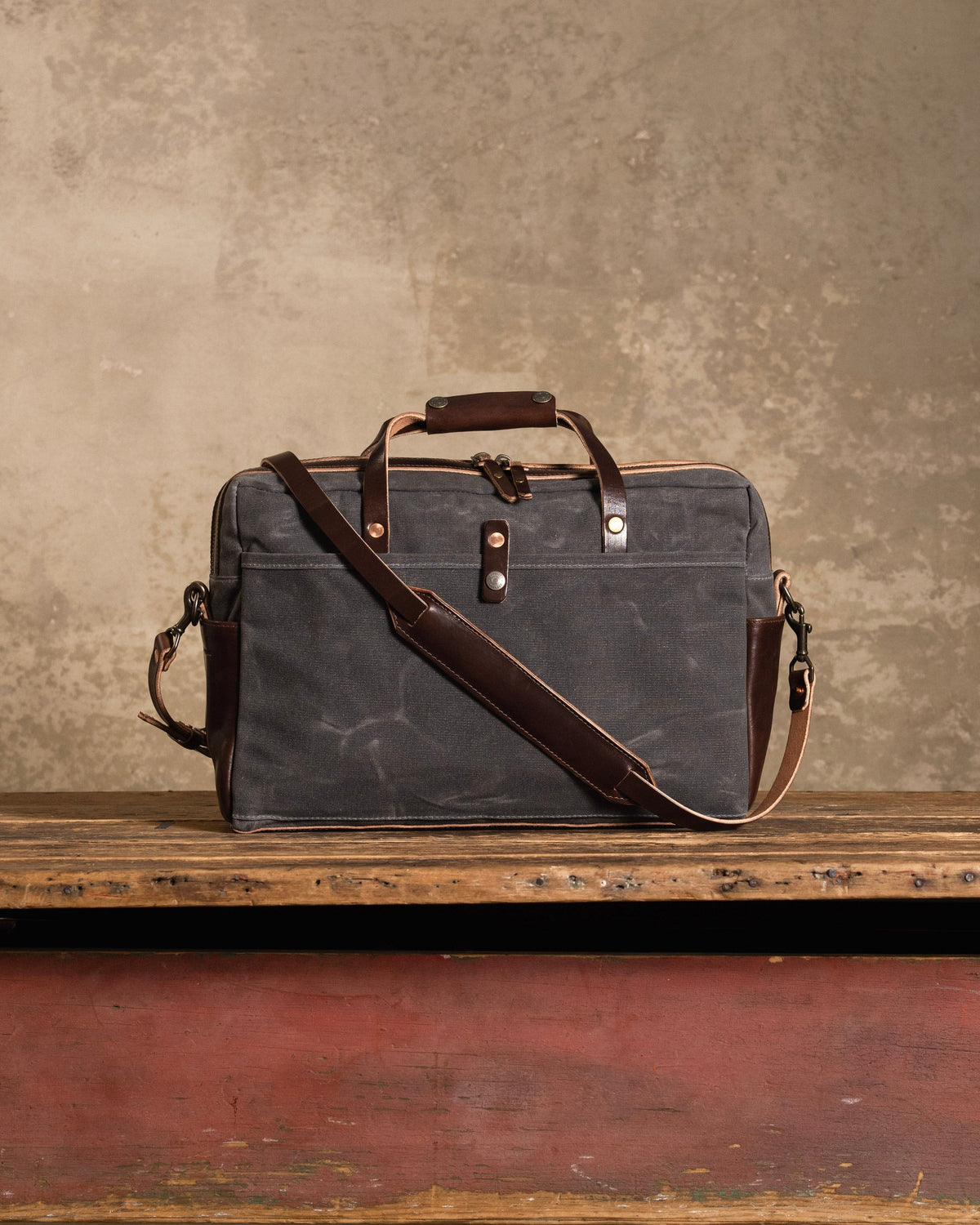 Courier Briefcase - Smoke Bradley Mountain 